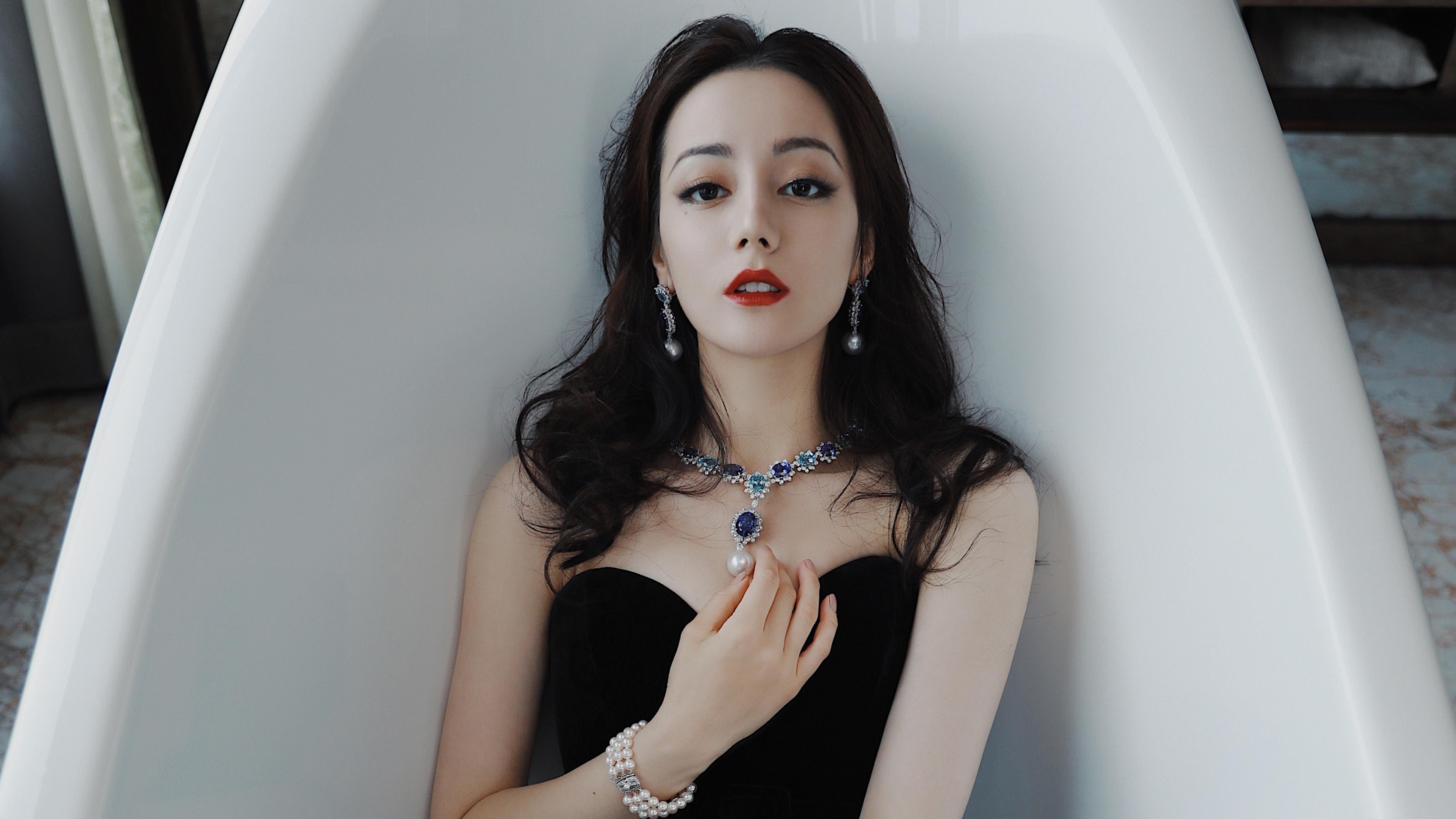 九游娱乐官网 (JIUYOU)-美洲杯巅峰时刻：偶像般的瞬间燃爆全场，美洲杯各项最佳